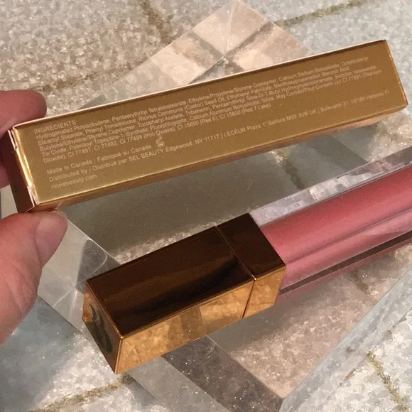 NWT “Rinna Beauty”Plumping Lip Gloss - Picture 2 of 5